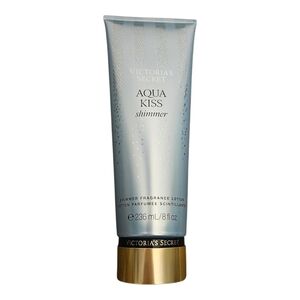 NWB Victoria's Secret AQUA KISS Shimmering Lotion